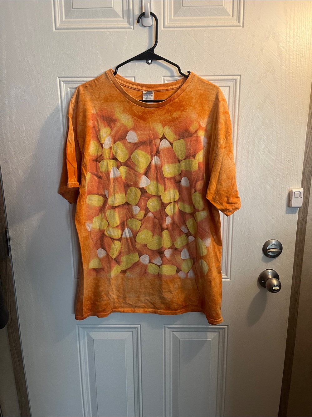 Orange Candy Corn Graphic T-Shirt Size XL